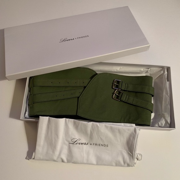 ❌SOLD❌ Lovers + Friends Lincoln belt olive green - Picture 2 of 7